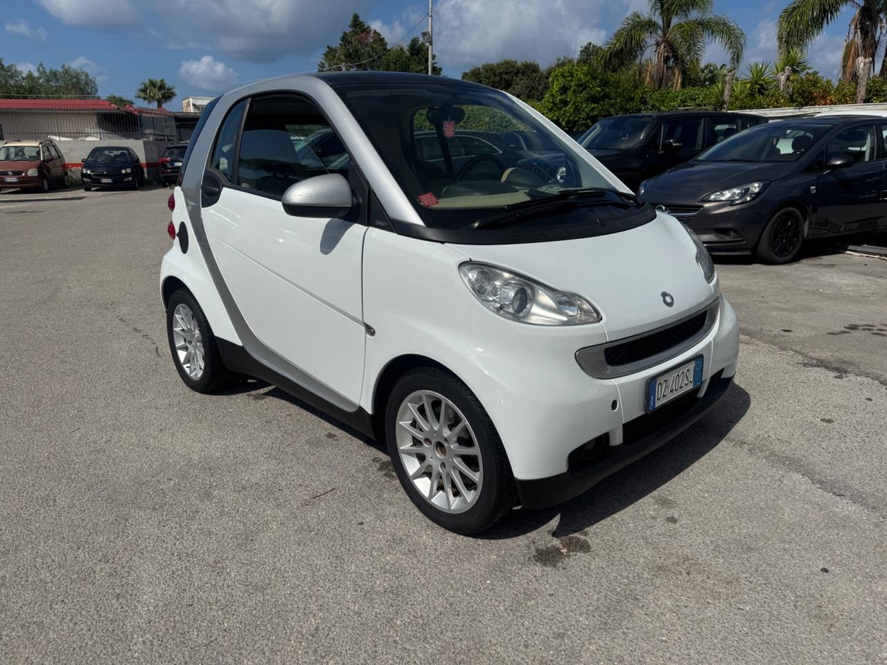 Smart ForTwo 1000 52 kW MHD coupé passion