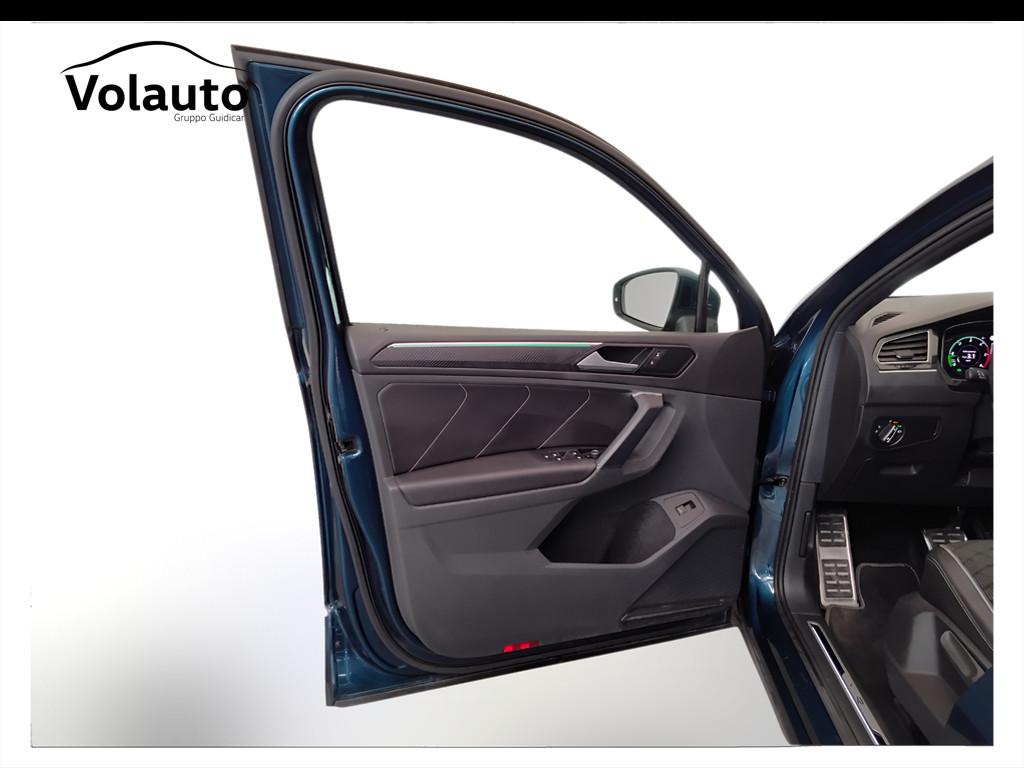 VOLKSWAGEN Tiguan II 2021 - Tiguan 2.0 tdi R-Line 150cv dsg