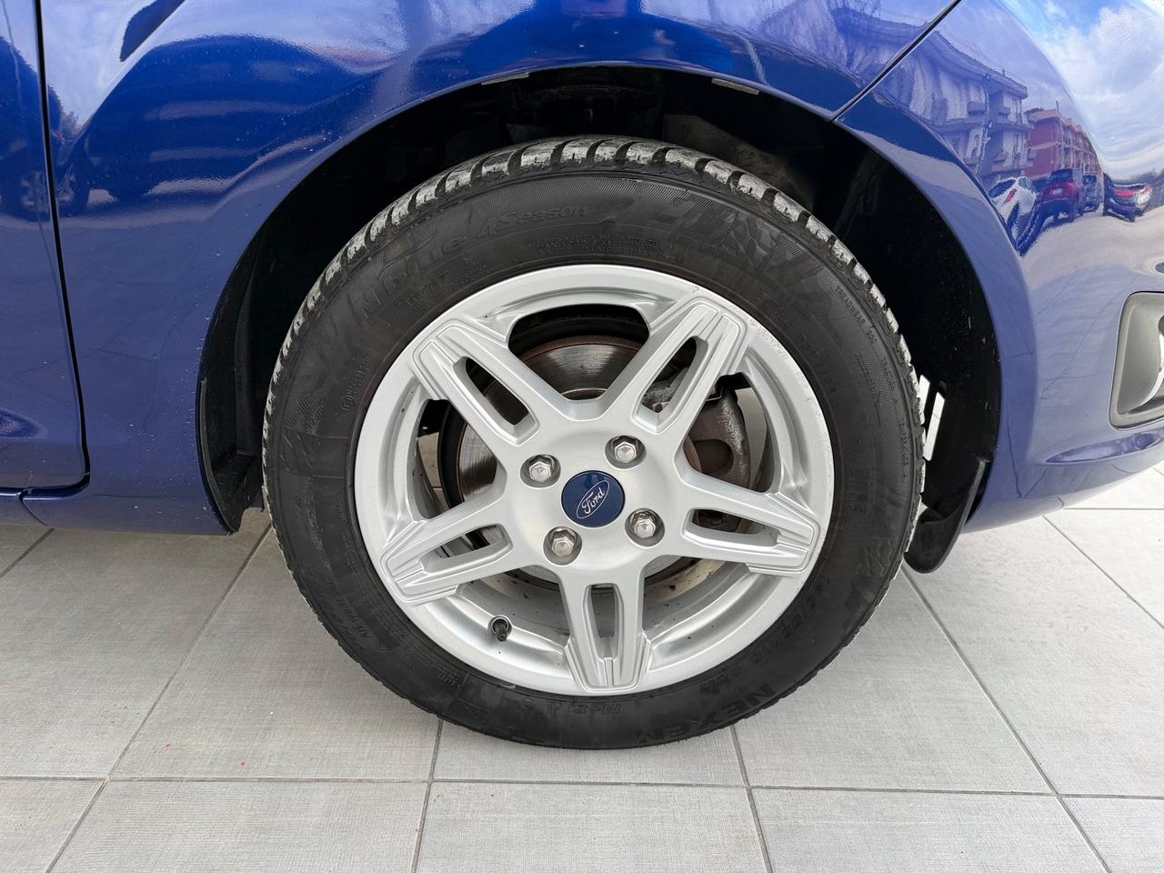 Ford Fiesta 1.2 60CV 5 porte Titanium