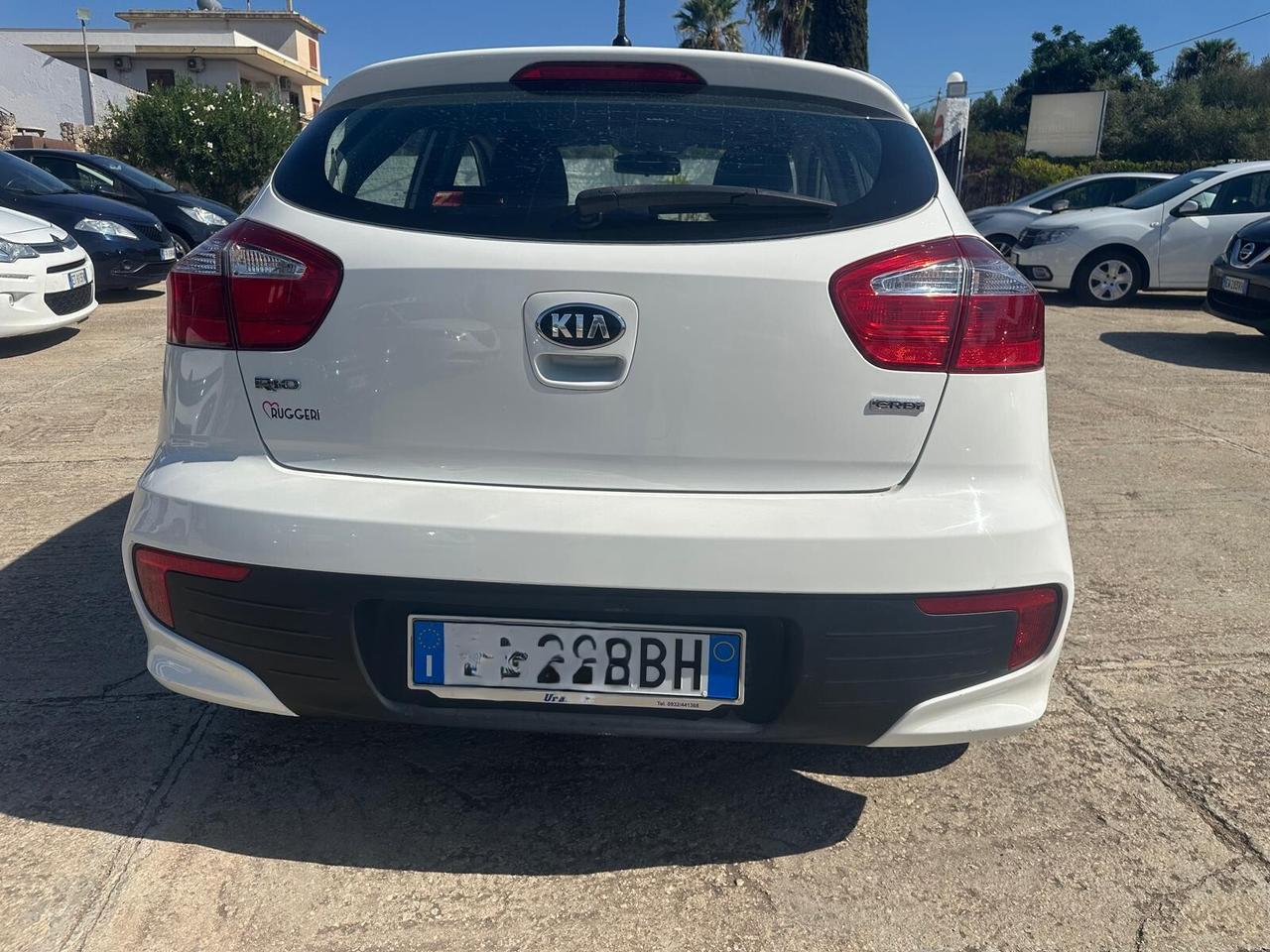 Kia Rio 1.1 CRDi Active (2016) | OK NEOPATENTATI - Consumi da Record (8.500€)