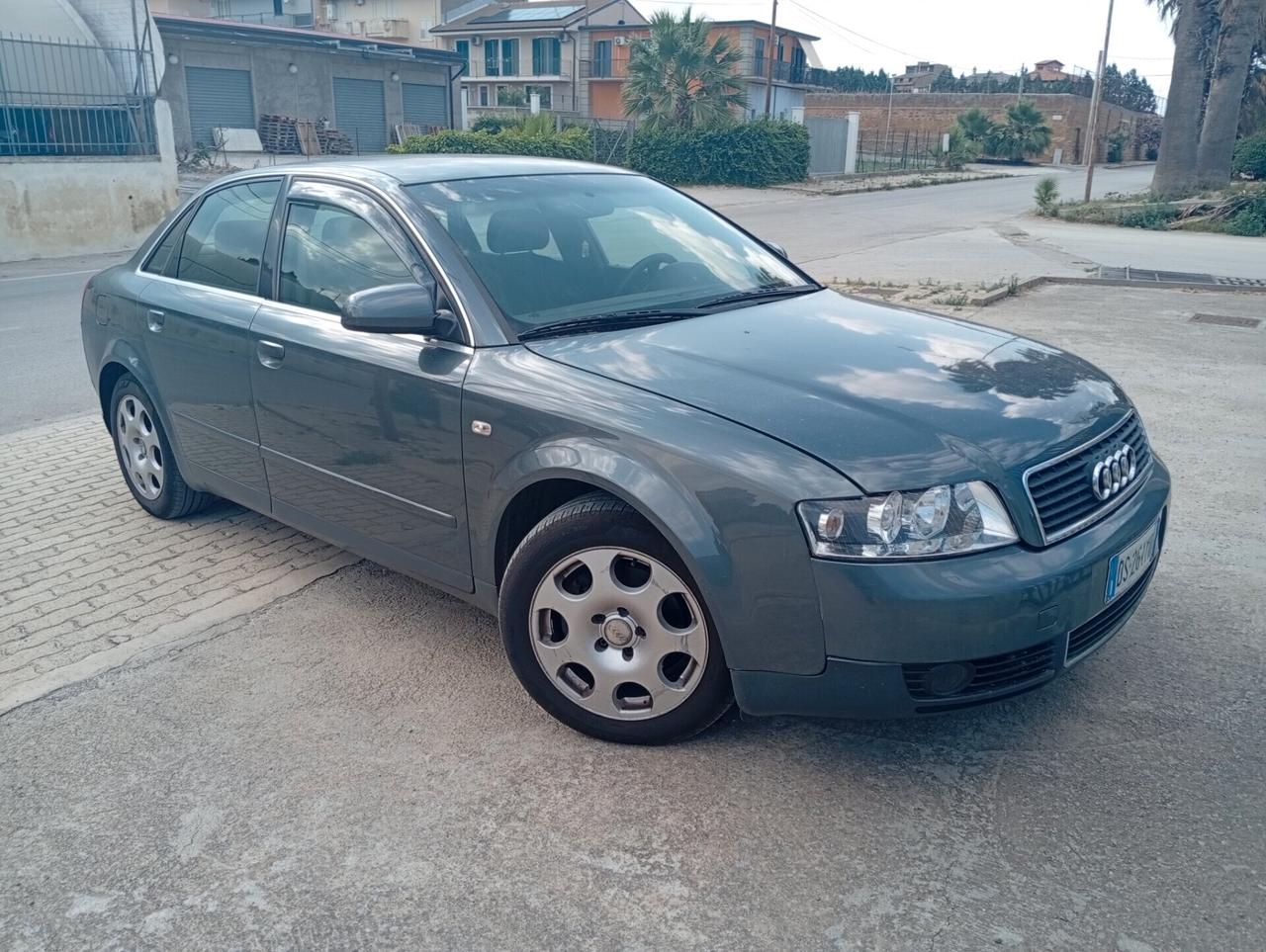 Audi A4 1.9 TDI/130 CV cat