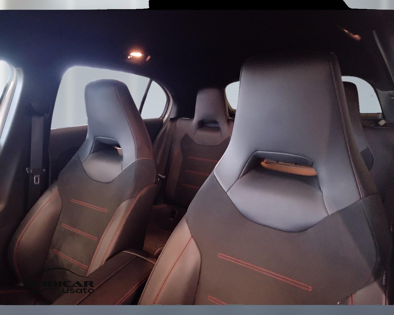 Mercedes-Benz Classe A - W177 2023 - A 180 d AMG Line Advanced Plus auto