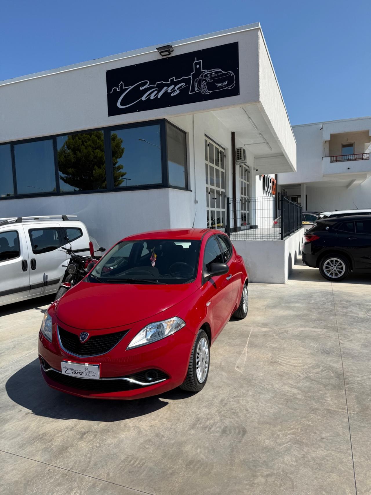 Lancia Ypsilon 1.2 69 CV 5 porte GPL Ecochic Unyca
