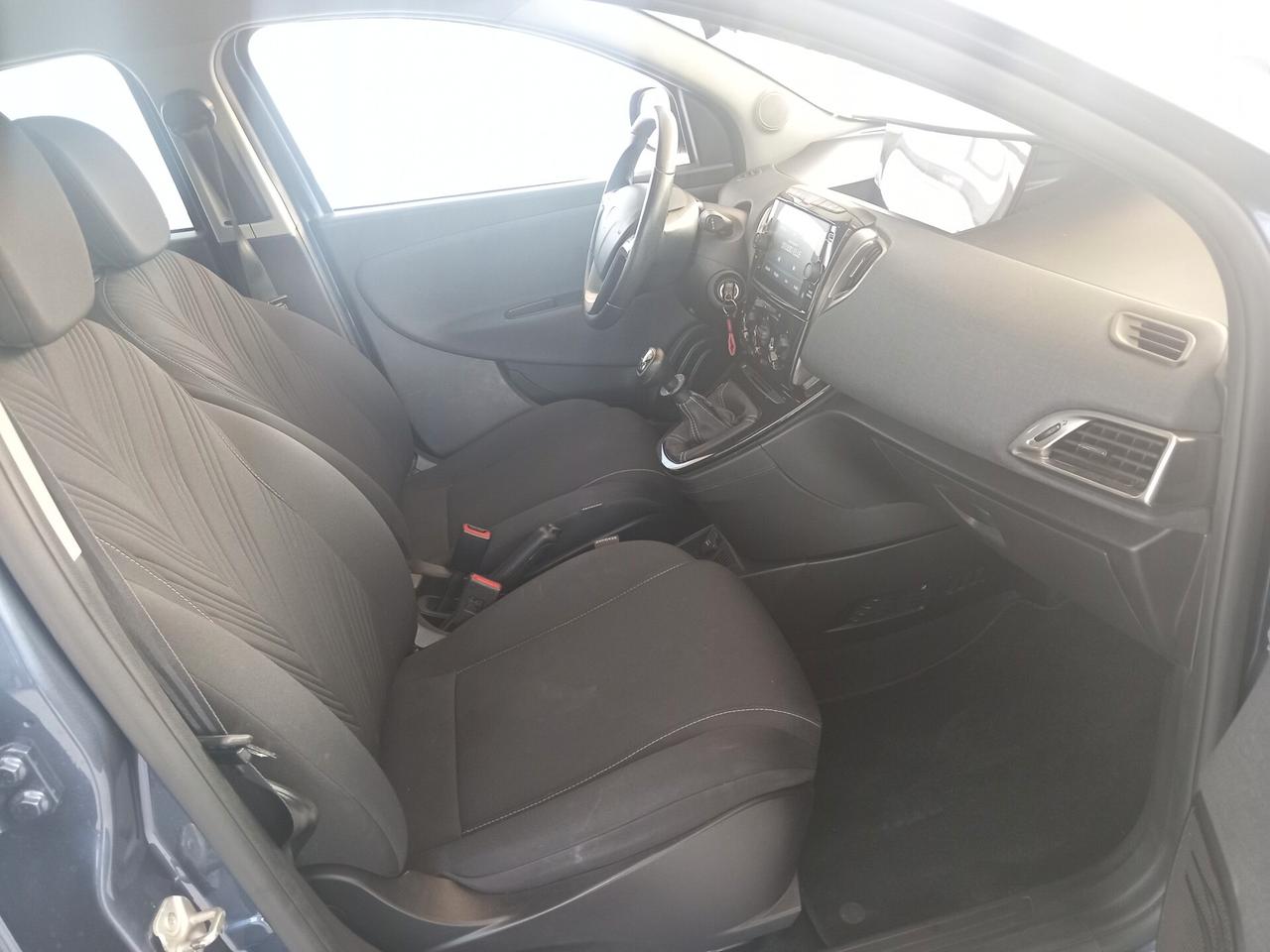 Ypsilon 1.0 C.V 70 Fire Hybrid IL TOP PERFETTA QUAL PROVA