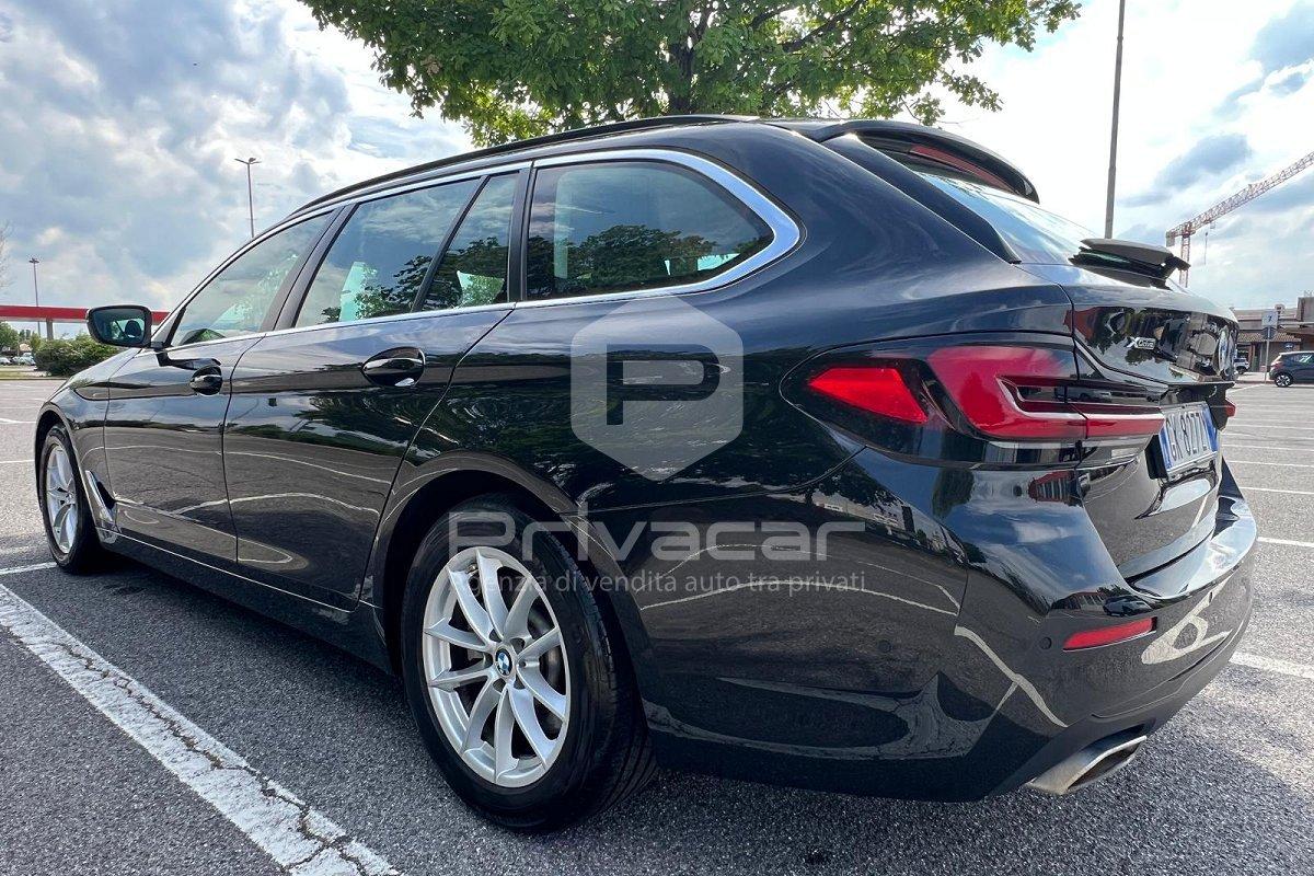 BMW 520d 48V xDrive Touring Luxury