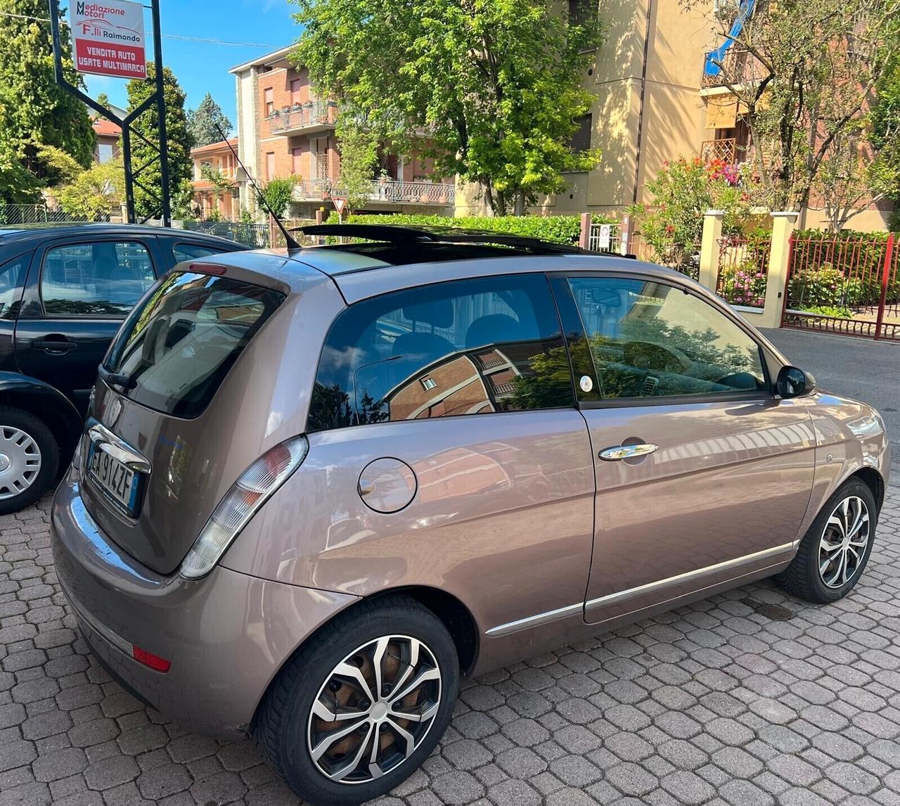 Lancia Ypsilon SCADENZA REVISIONE BOMBOLE GPL 2032