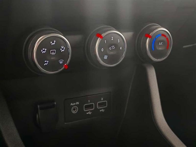 Renault Clio Clio TCe 90 CV 5 porte Equilibre IVA ESPOSTA