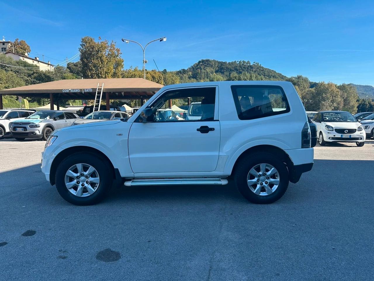 Mitsubishi Pajero 3.2 DI-D 16V aut. 3p. Invite DPF