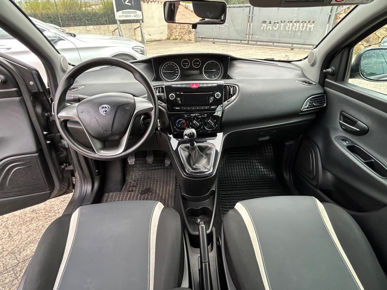 Lancia Ypsilon 1.3 MJT 16V 95 CV 5 porte S&S Elefantino