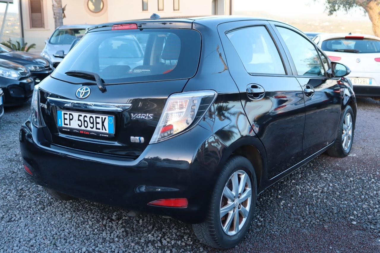 Toyota Yaris 1.5 Hybrid 5 porte Lounge