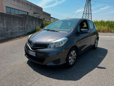 Toyota Yaris 1.0 5 porte Lounge - 2012 - 115.000 km