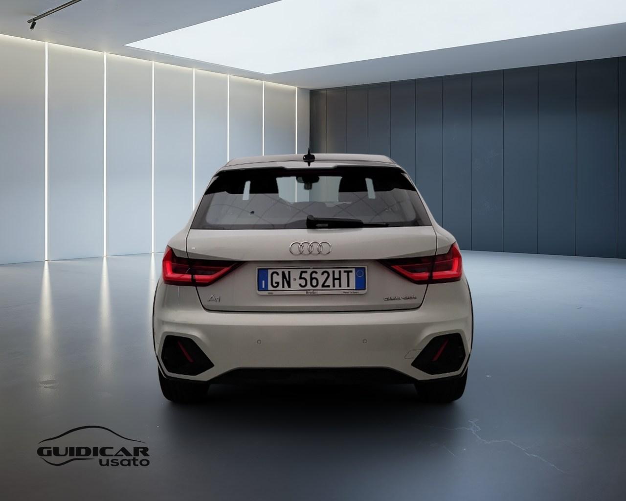AUDI A1 II 2022 allstreet - A1 allstreet 30 1.0 tfsi Identity Contrast 110cv s tronic