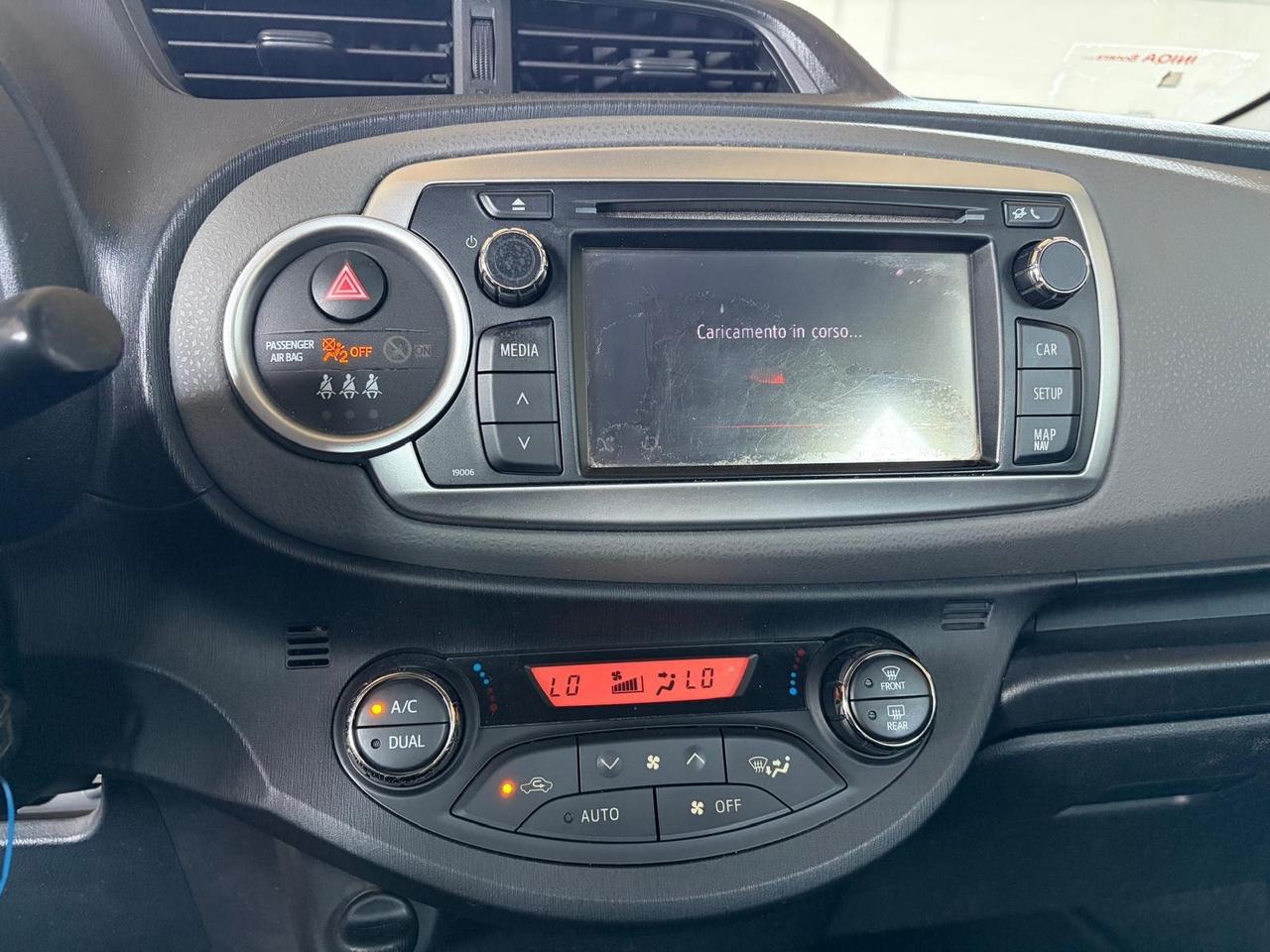Toyota Yaris 1.3 5 porte Lounge