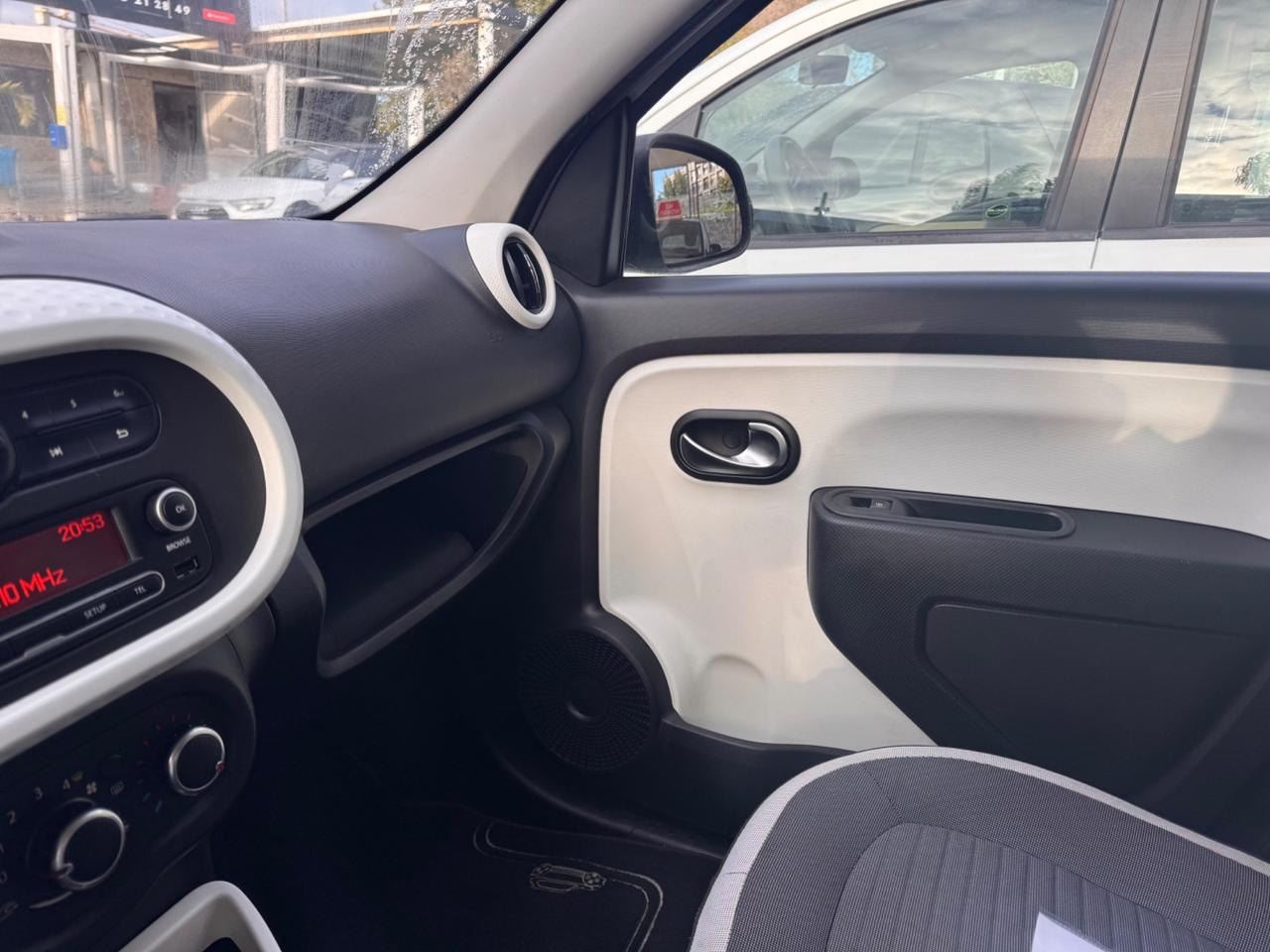 Renault Twingo 1.0 SCe Live