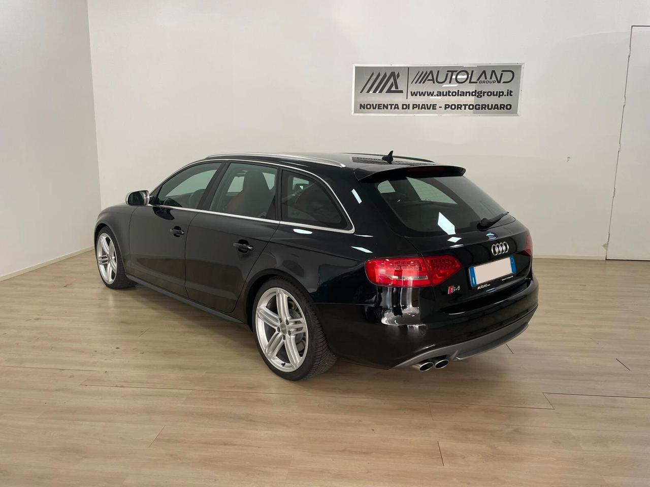 Audi A4 S4 3.0 V6 TFSI quattro S tronic