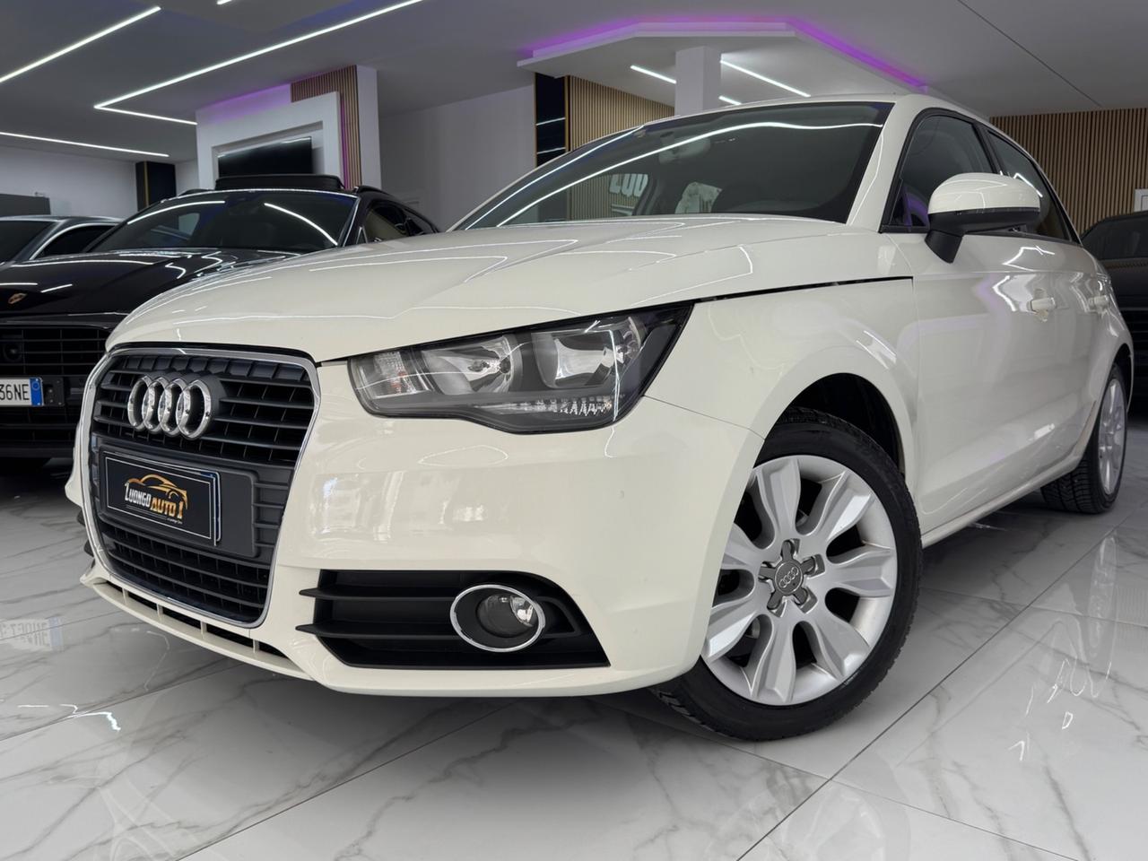 Audi A1 1.2 TFSI Admired Full Optional