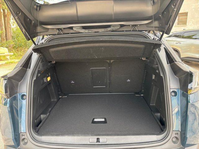 PEUGEOT 3008 Hybrid 136 e-DCS 6 GT