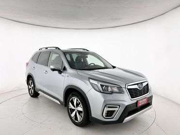 SUBARU Forester 2.0 e-Boxer MHEV CVT Lineartronic 4dventure