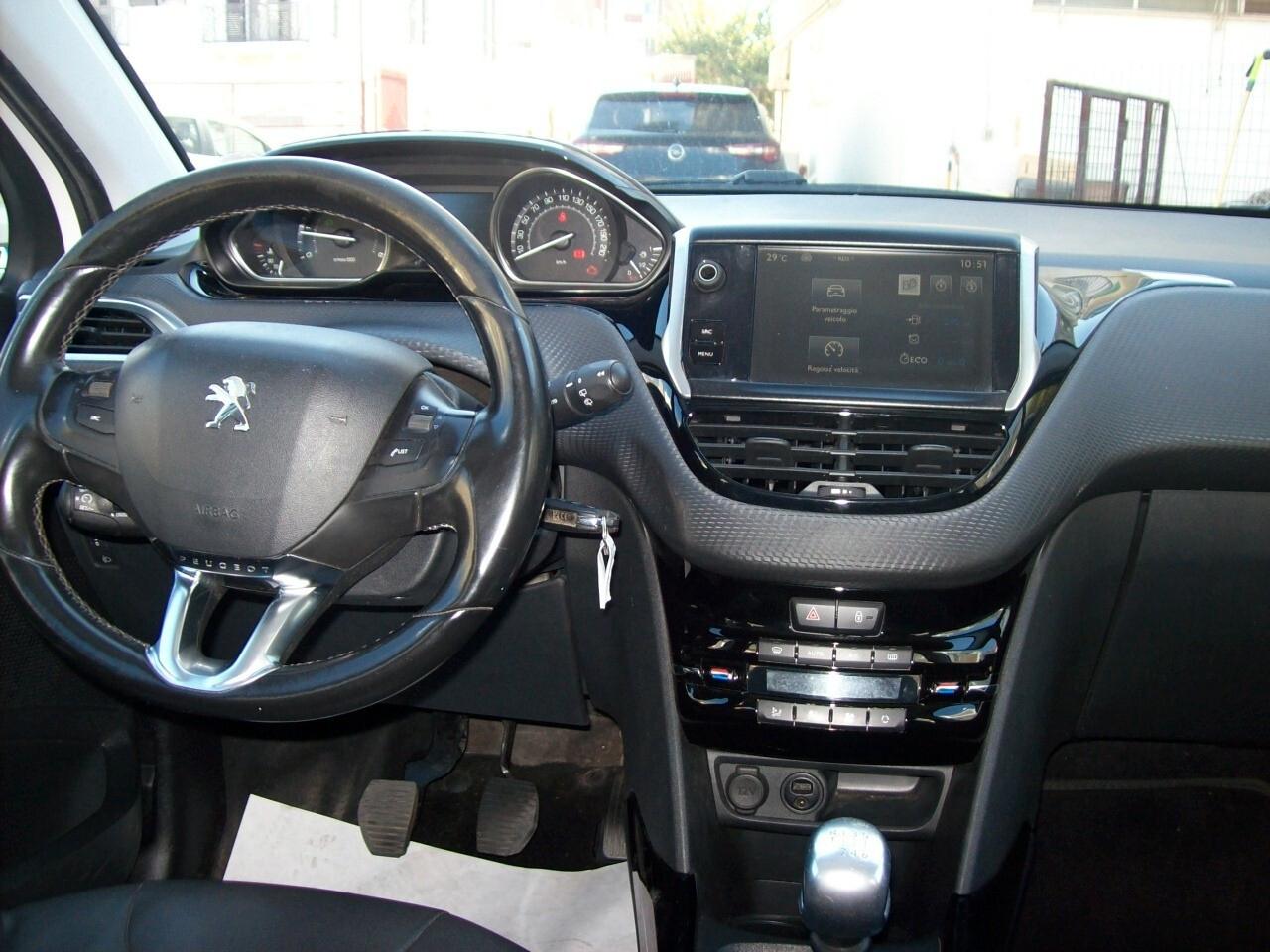 Peugeot 2008 1.6 BlueHDi 120CV S&S Allure