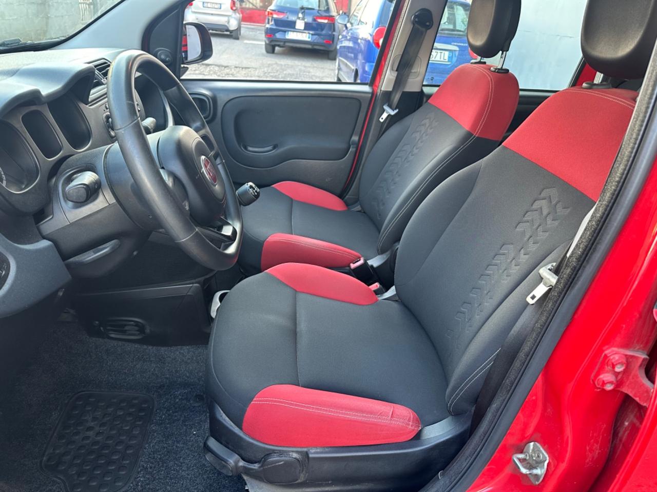 FIAT PANDA 1.3 MJT LOUNGE NEOPATENTATI