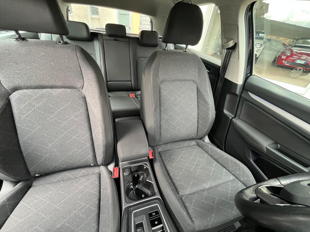 Volkswagen Golf 1.0 eTSI EVO DSG Life