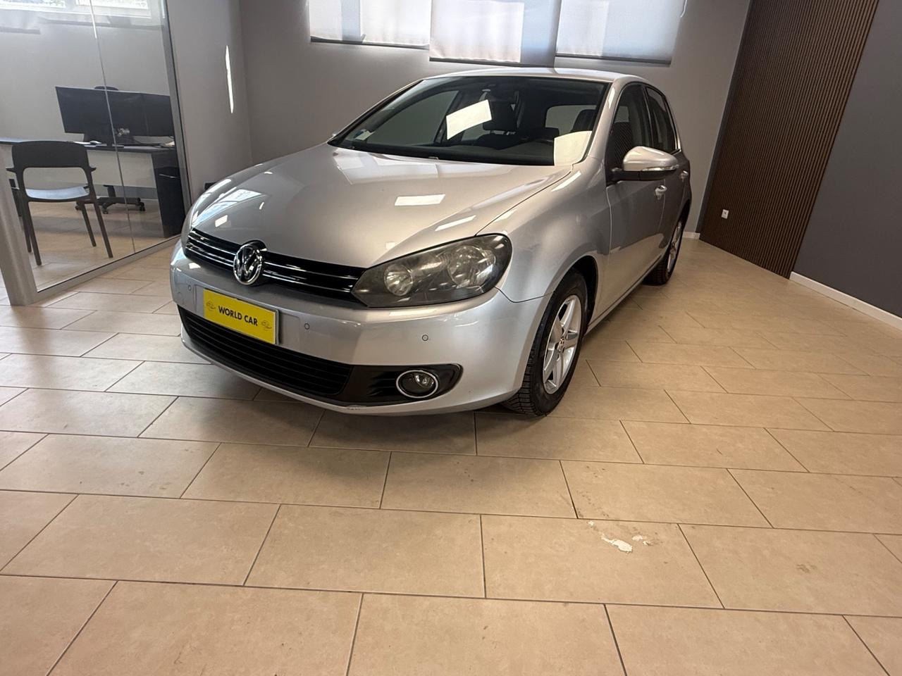 Volkswagen Golf 1.6 TDI DPF 5p. Highline