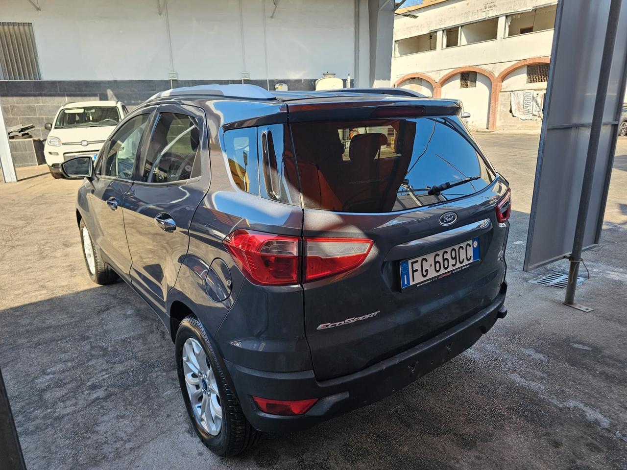 Ford EcoSport 1.5 110 CV Powershift Titanium