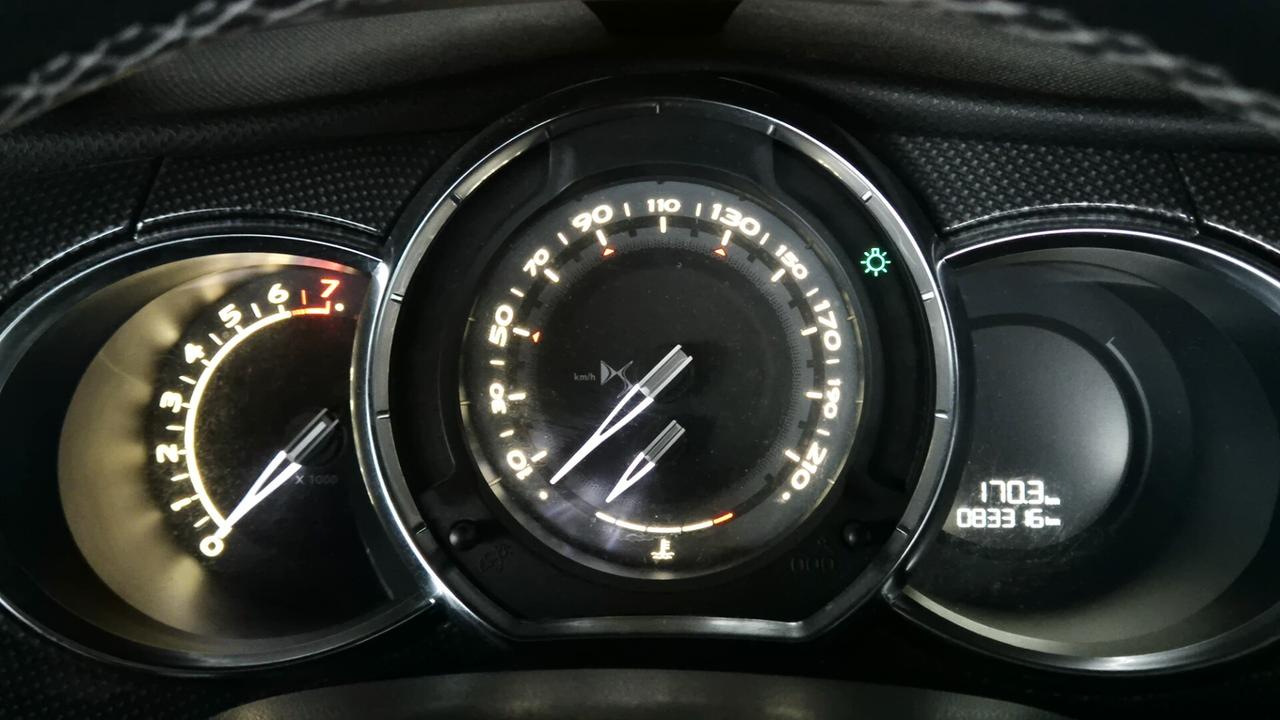 DS DS3 3 PureTech 110 Sport Chic Cabrio (NEOPATENTATI)