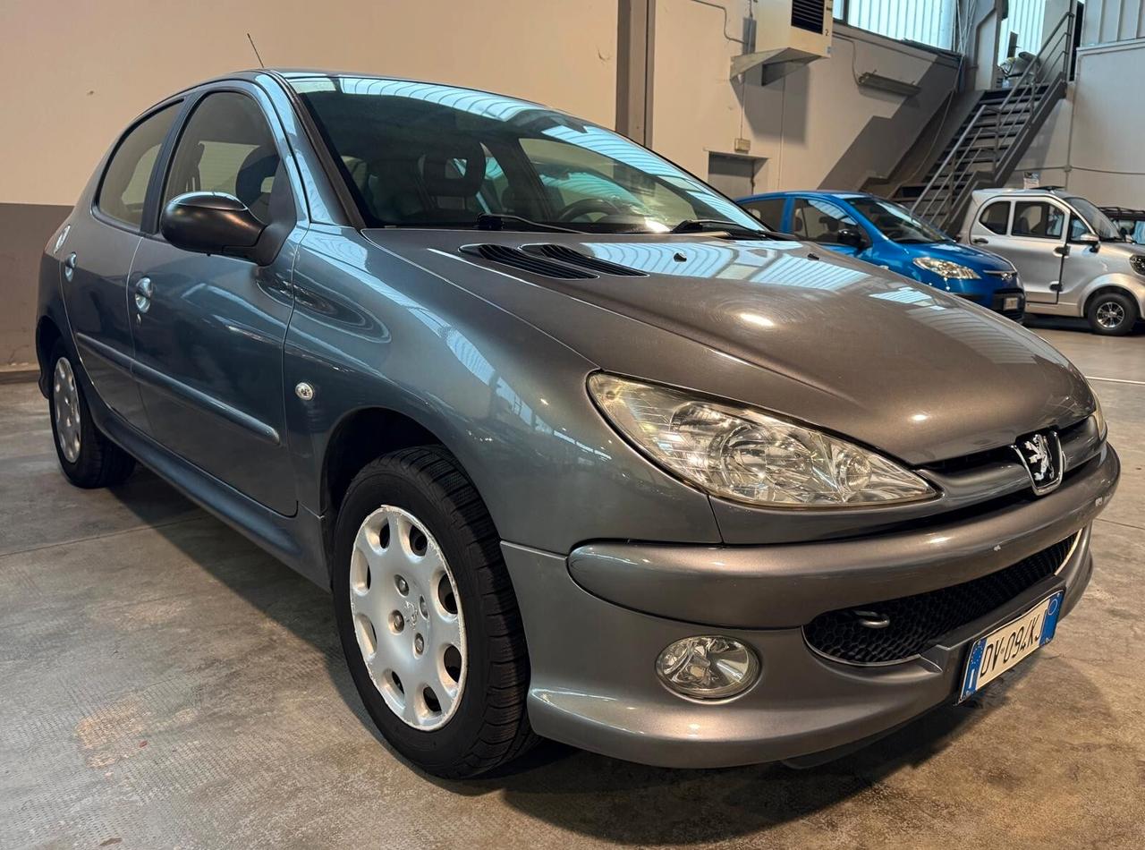 Peugeot 206 1.4 5p. Enfant Terrible