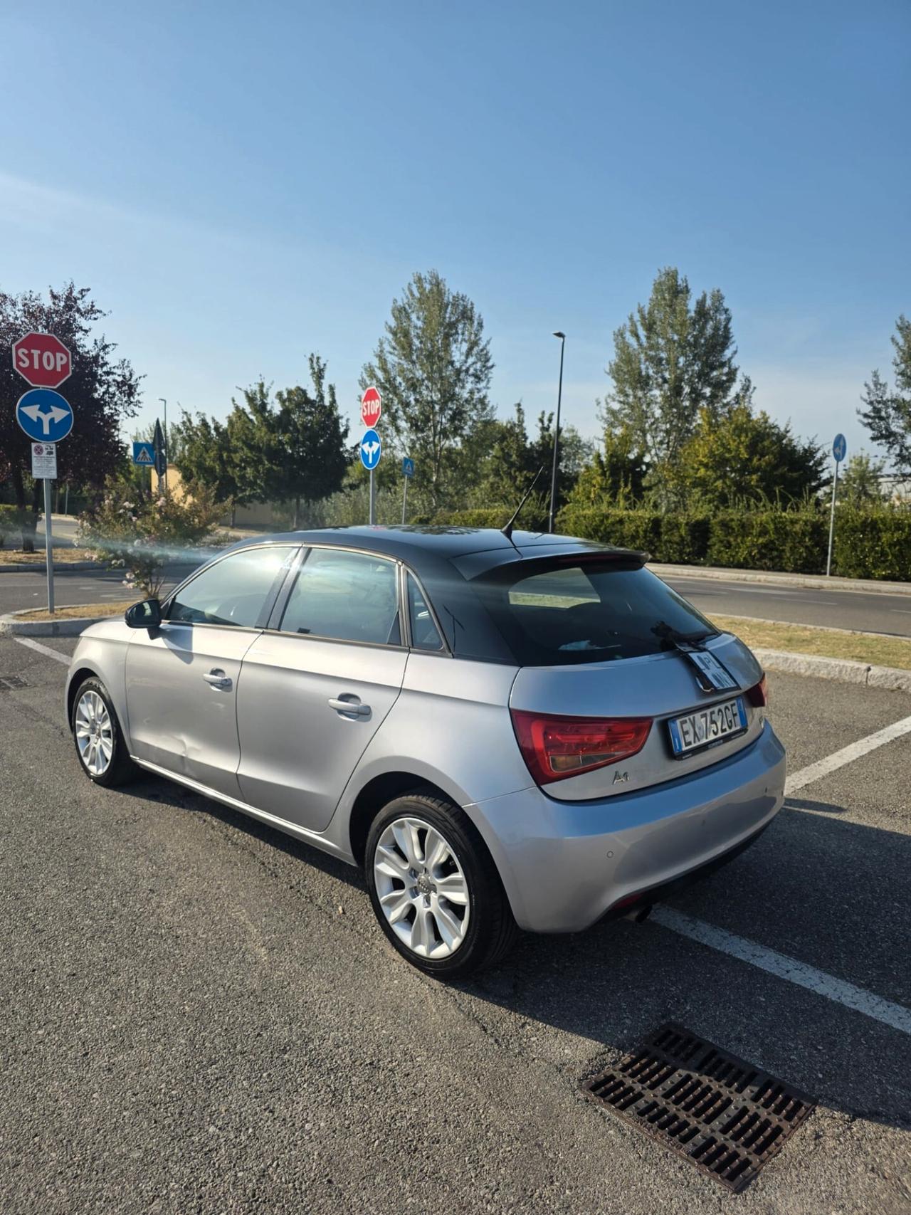 Audi A1 1.6 TDI S line edition plus