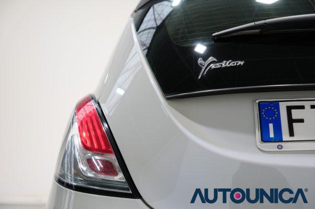LANCIA Ypsilon 1.2 69 CV 5 PORTE GPL ECOCHIC GOLD NEOPATENTATI
