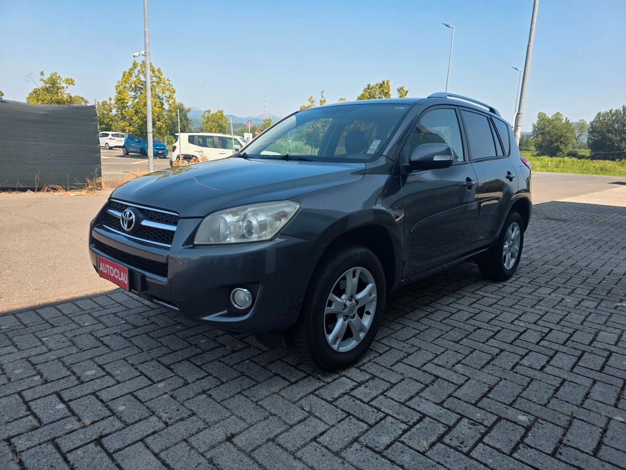 Toyota RAV 4 RAV4 2.2 D-4D 150 CV DPF Luxury