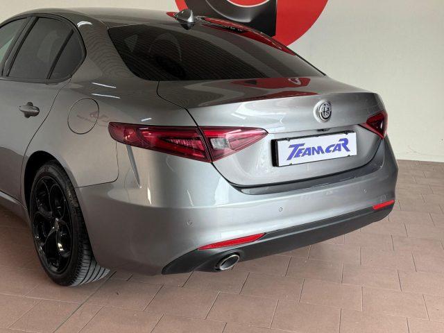 ALFA ROMEO Giulia 2.2 160 CV AT8 Executive Ambient Lighting/adaptive