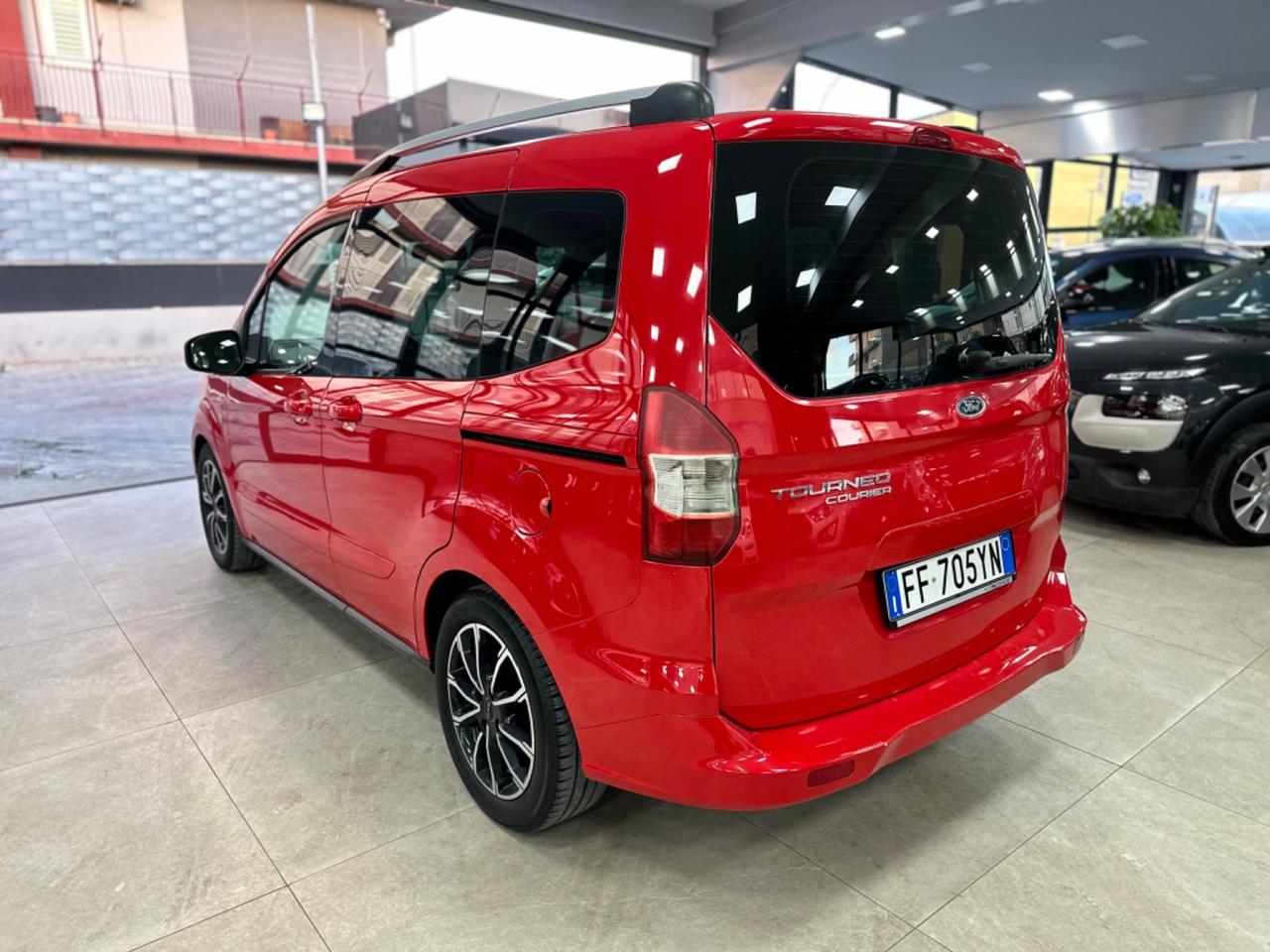 Ford Tourneo Courier 1.5 TDCI 75 CV Titanium 2017