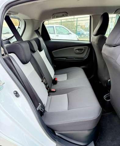 Toyota Yaris 5p 1.5h Cool