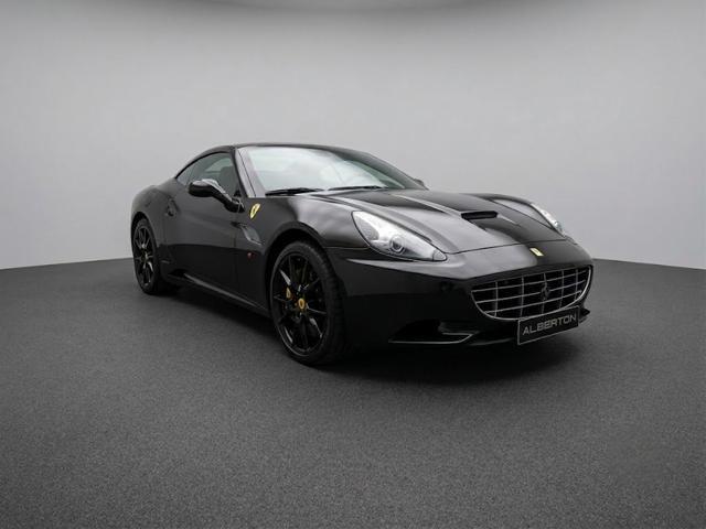 FERRARI California DCT 30 ATELIER + Pack Carbonio