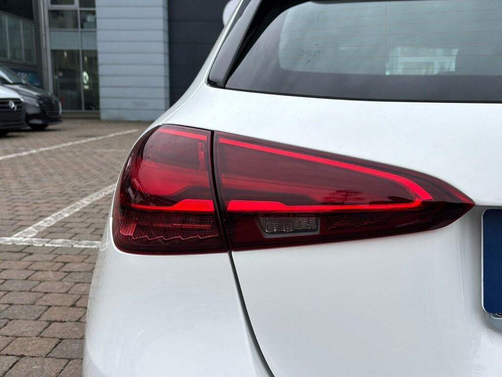 Mercedes Classe A 180 180 D Advanced 8G-DCT