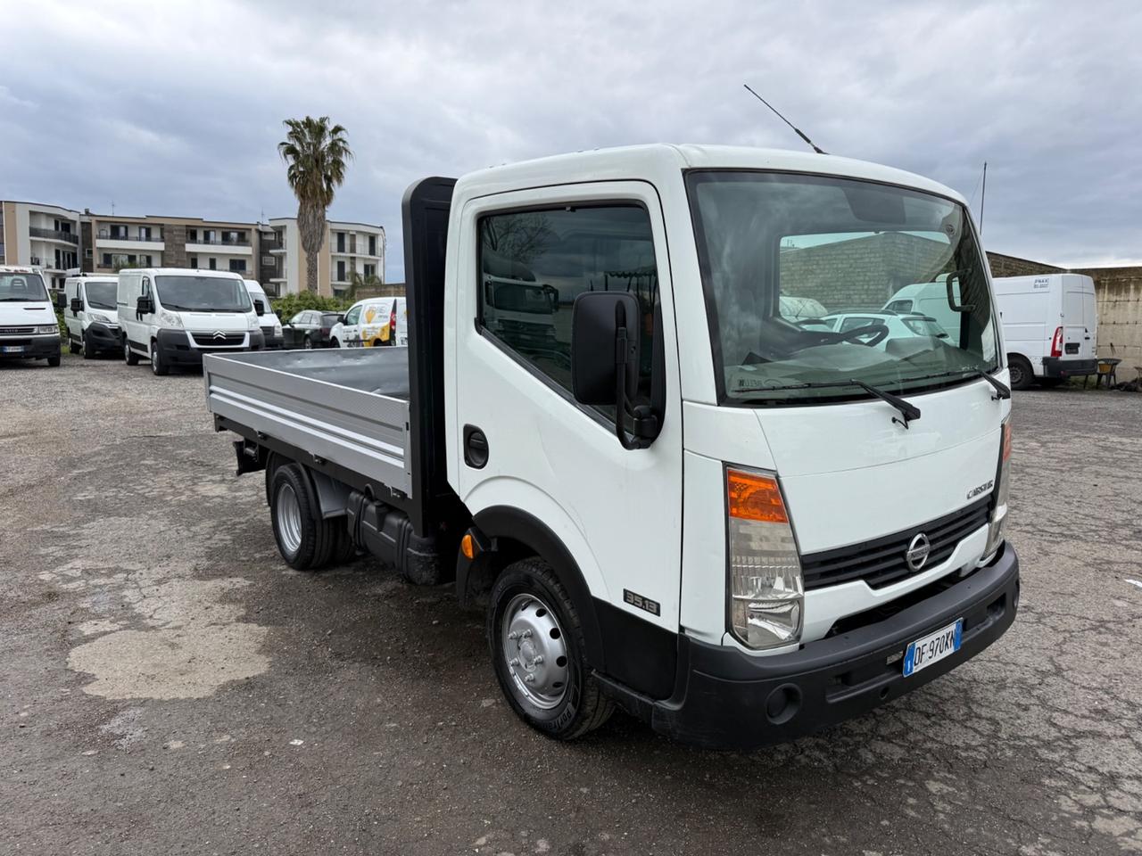 Nissan Cabstar 35.13 Cassone Fisso