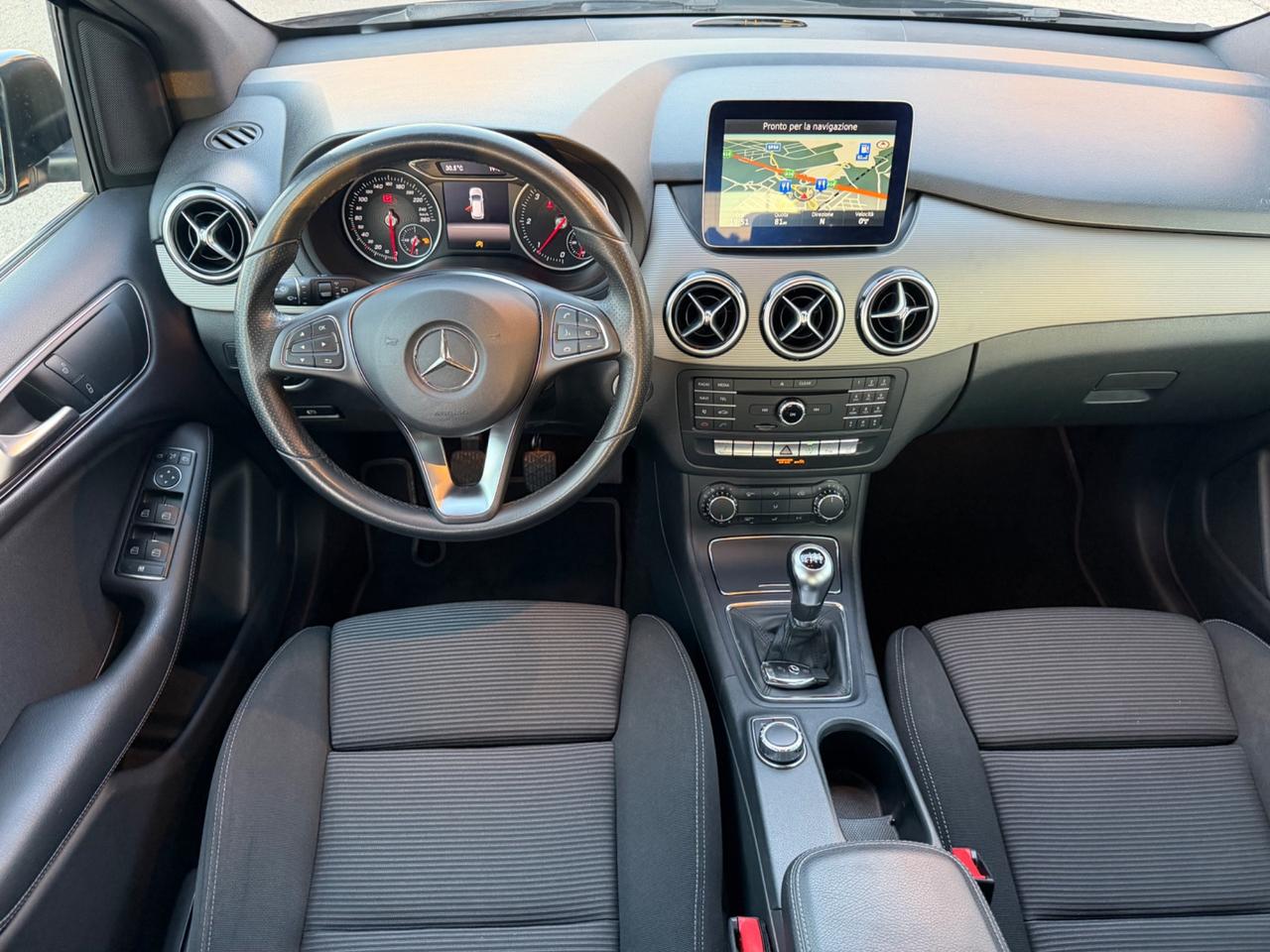 Mercedes-benz B 180 Premium 1.5 dci 110 cv Navig
