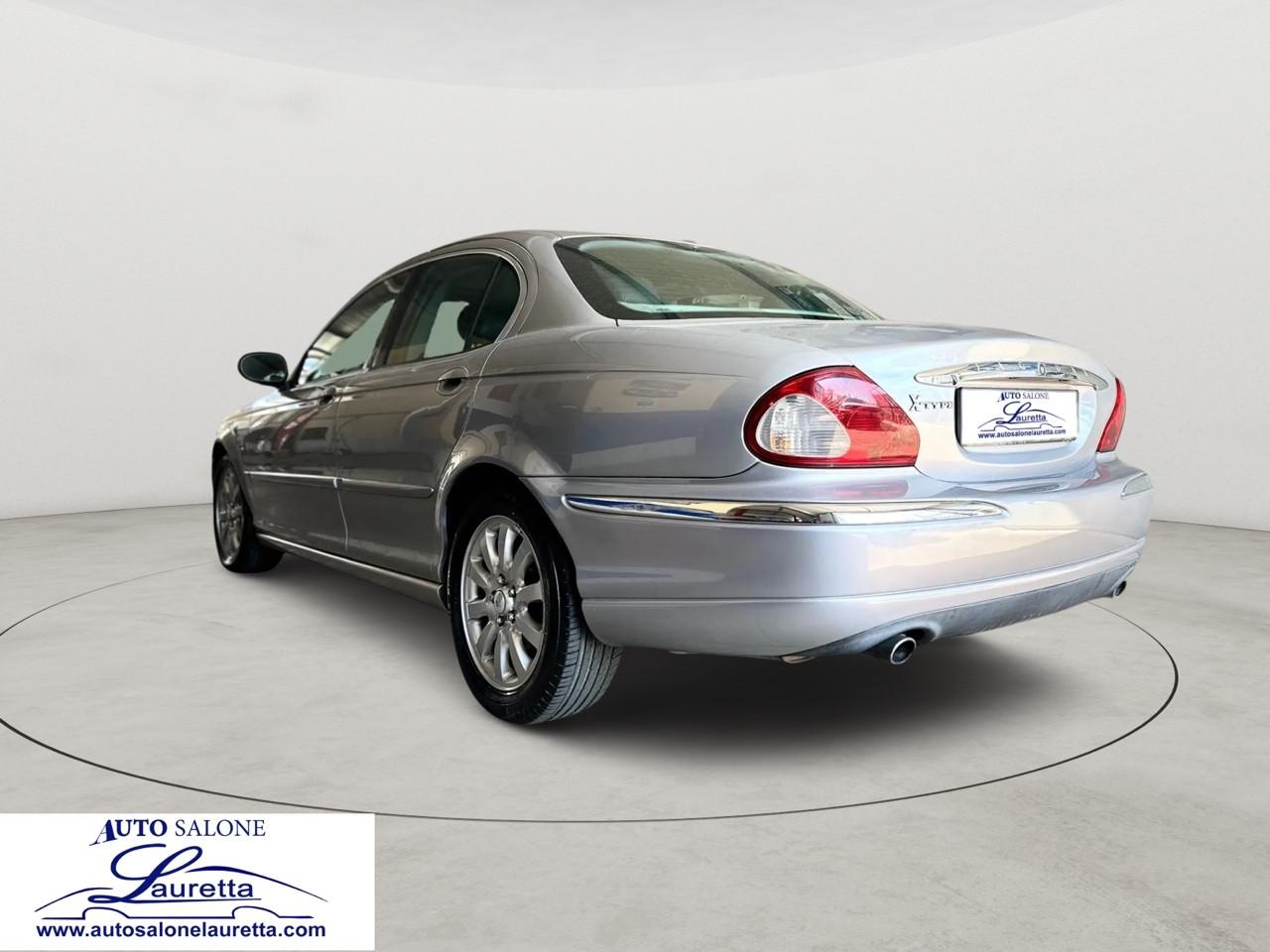 Jaguar X-Type 2.5 V6 24V cat Executive