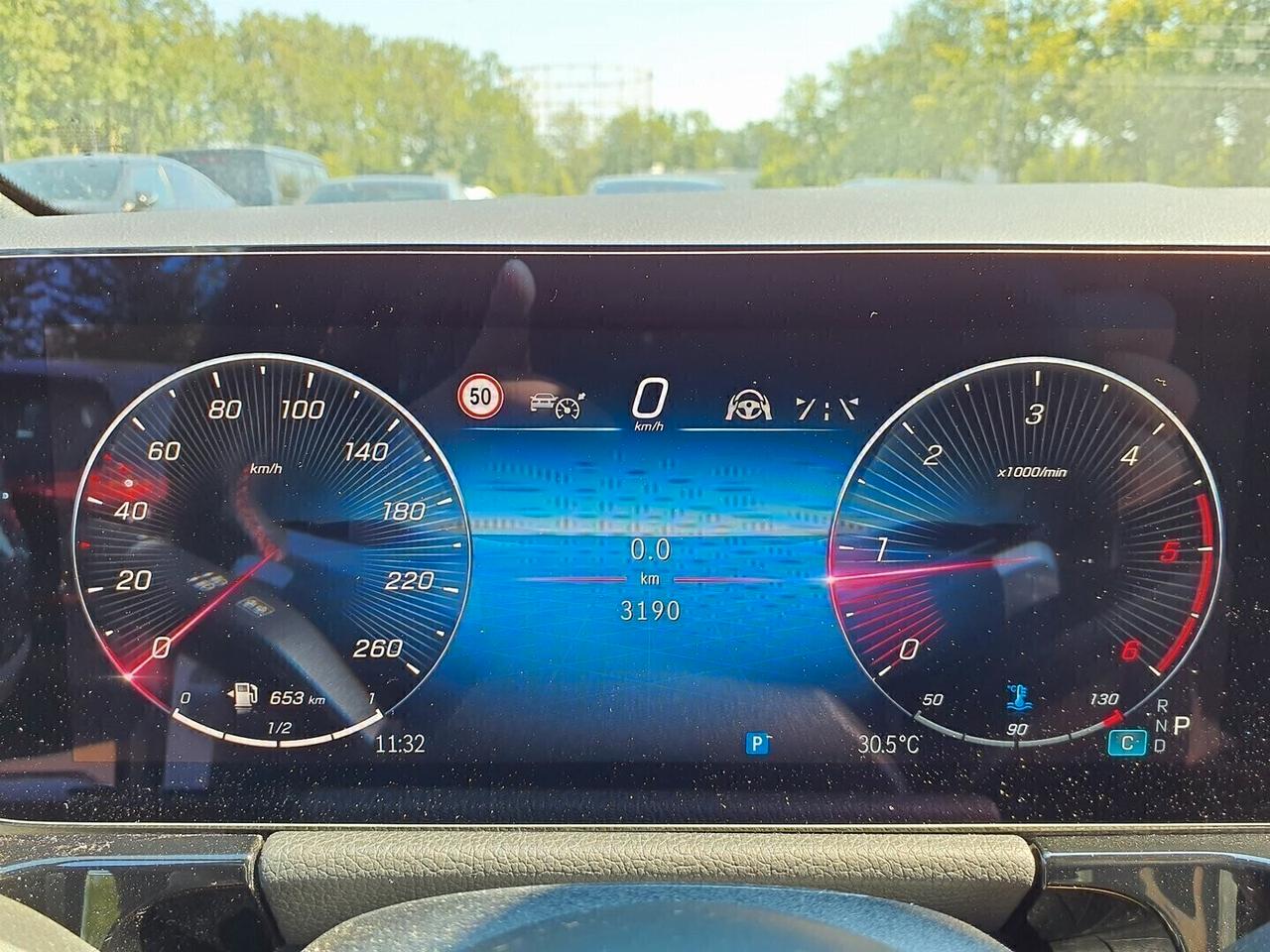 Mercedes-benz GLA 200 d Automatic AMG PREMIUM " PARI AL NUOVO "