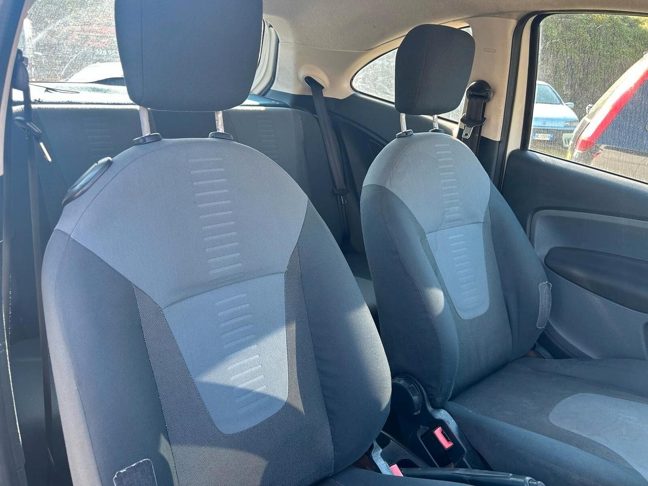 Ford Ka 1.2 8V 69CV Titanium