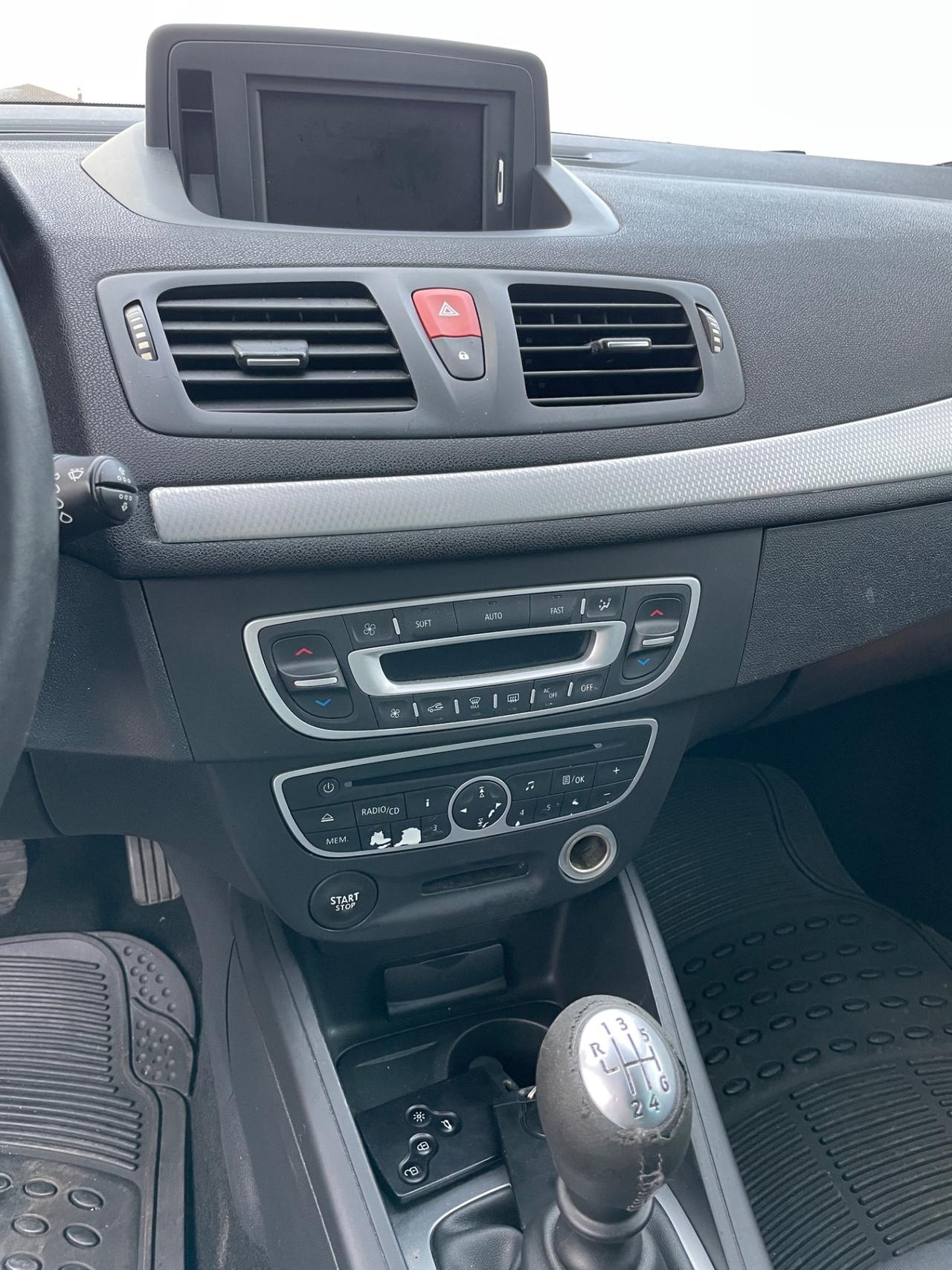 Renault Megane Mégane Coupé 2.0 CVT Dynamique