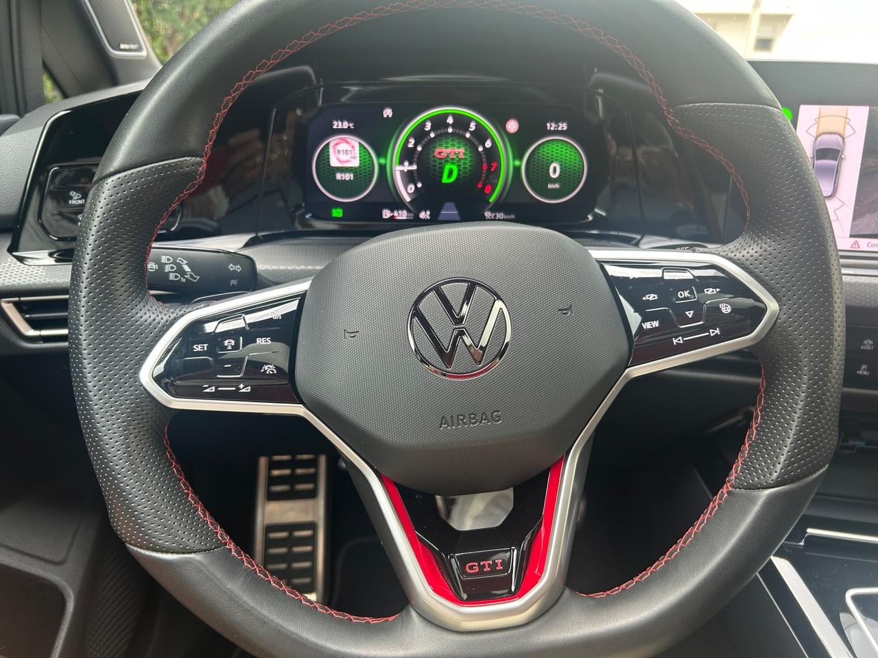Volkswagen Golf GTI 2.0 TSI DSG