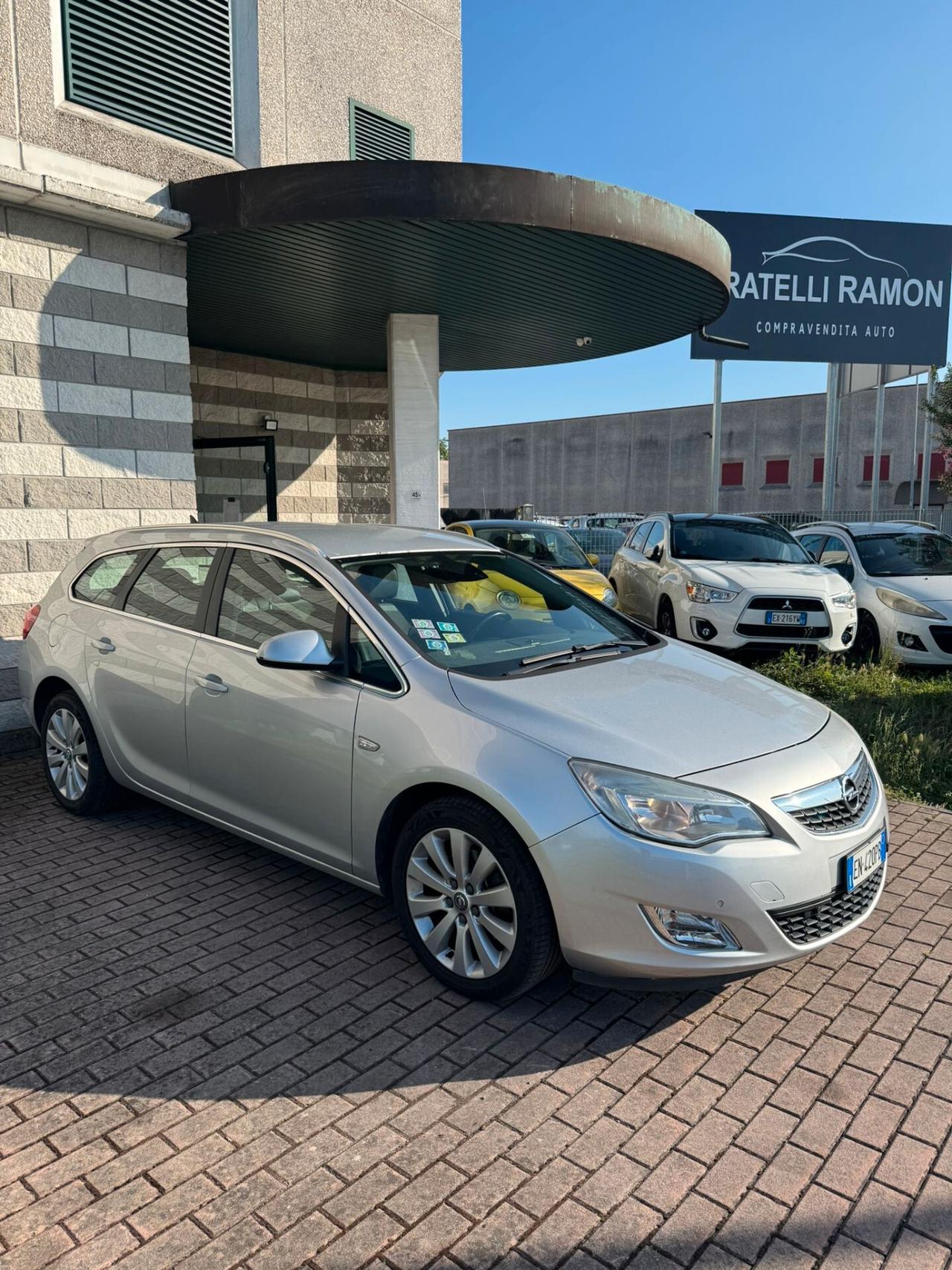 Opel Astra 1.7 CDTI 125CV Sports Tourer Cosmo