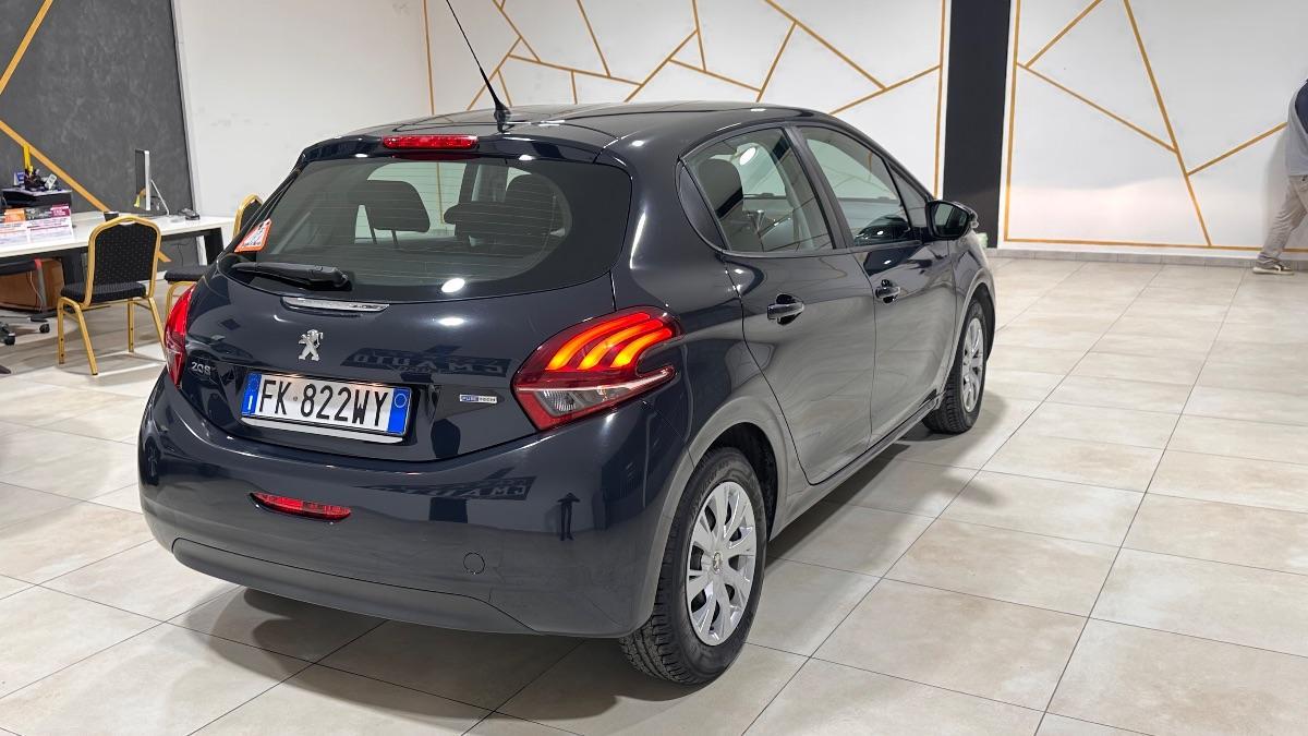PEUGEOT - 208 - 1.2 VTi 82 CV 5p. Allure