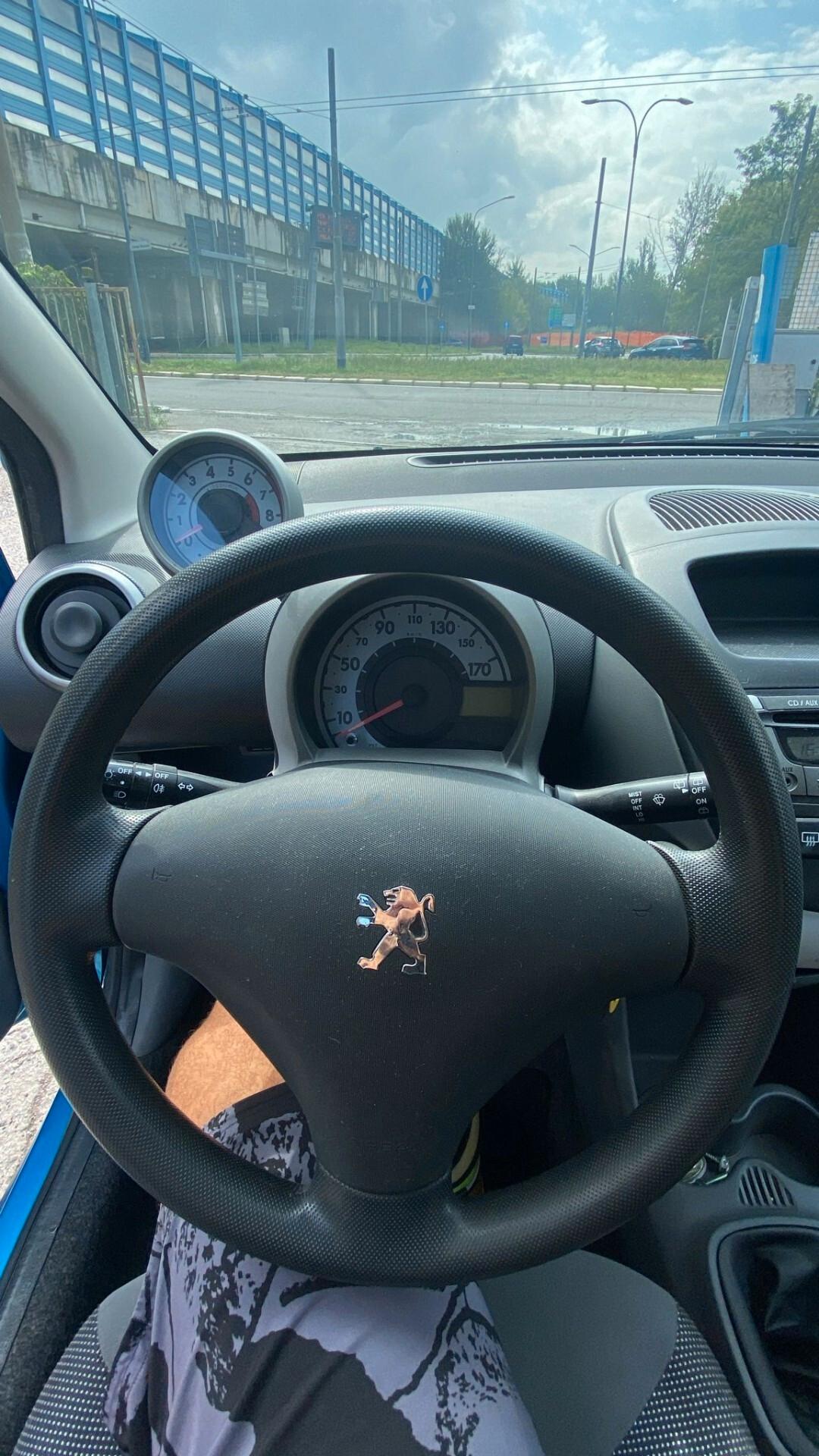 Peugeot 107 1.0 68CV 5p NEOPATENTATI