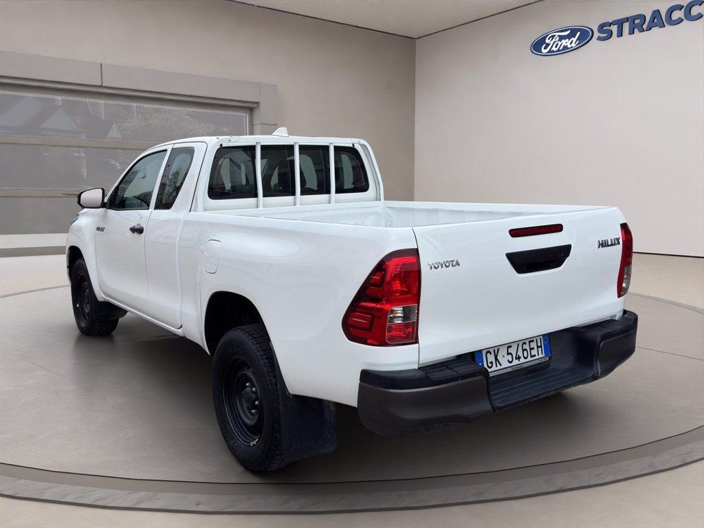 TOYOTA Hilux 2.4 d-4d SC 4x4 Comfort del 2022