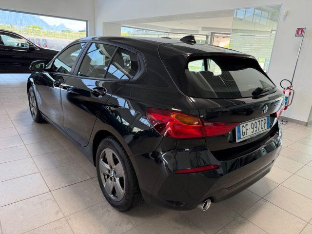 BMW 116 d 5p. Business Advantage
