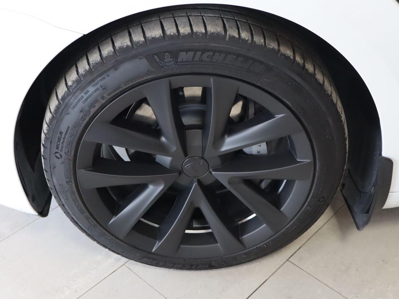 Tesla Model 3 Standard Range #9768